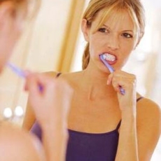 Most People Don’t Brush Their Teeth Effectively To Prevent Tooth Decay